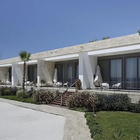 Marina Hotel